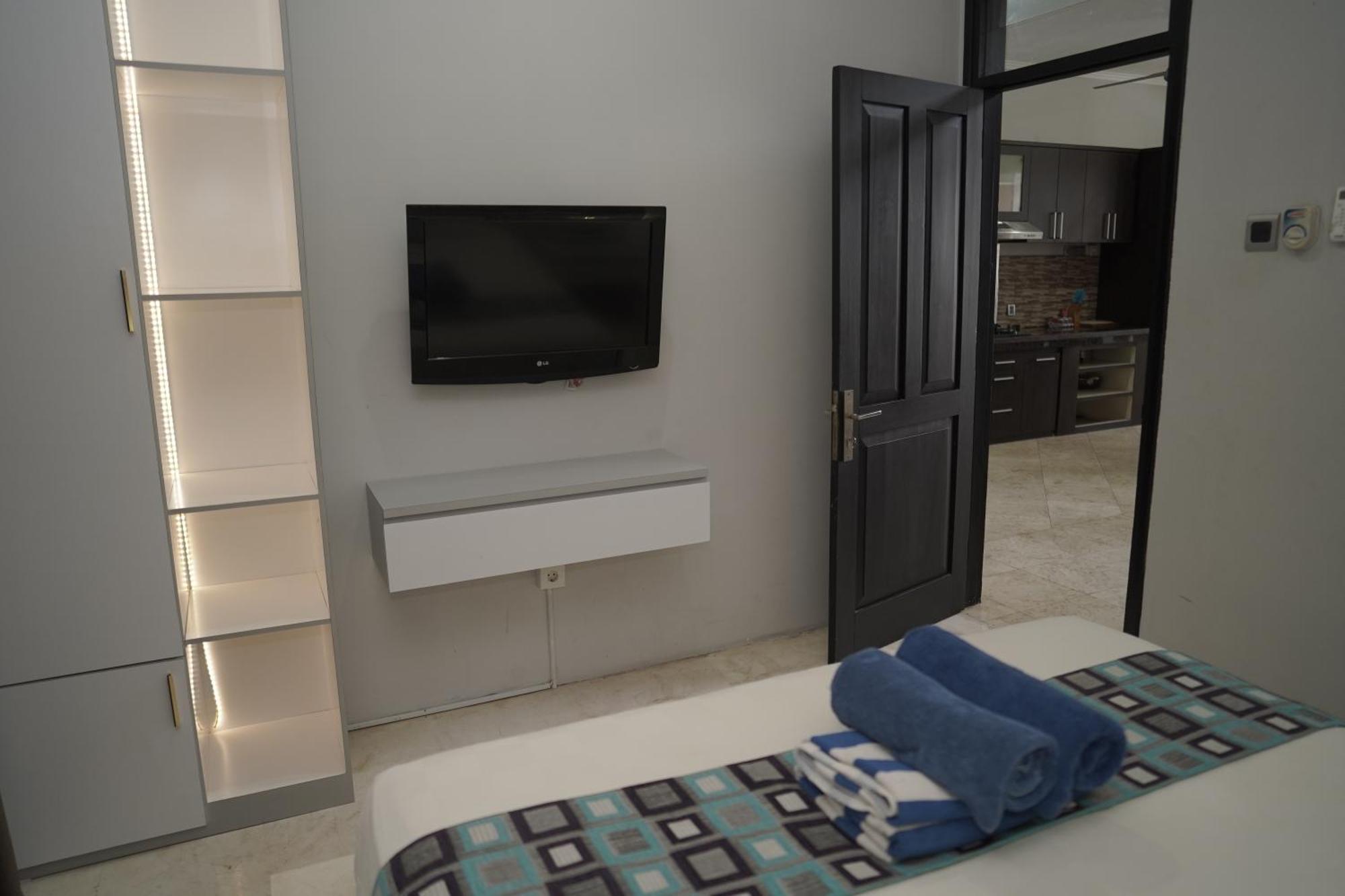 4 Bedroom Villa Kuta Regency B10 Exteriér fotografie