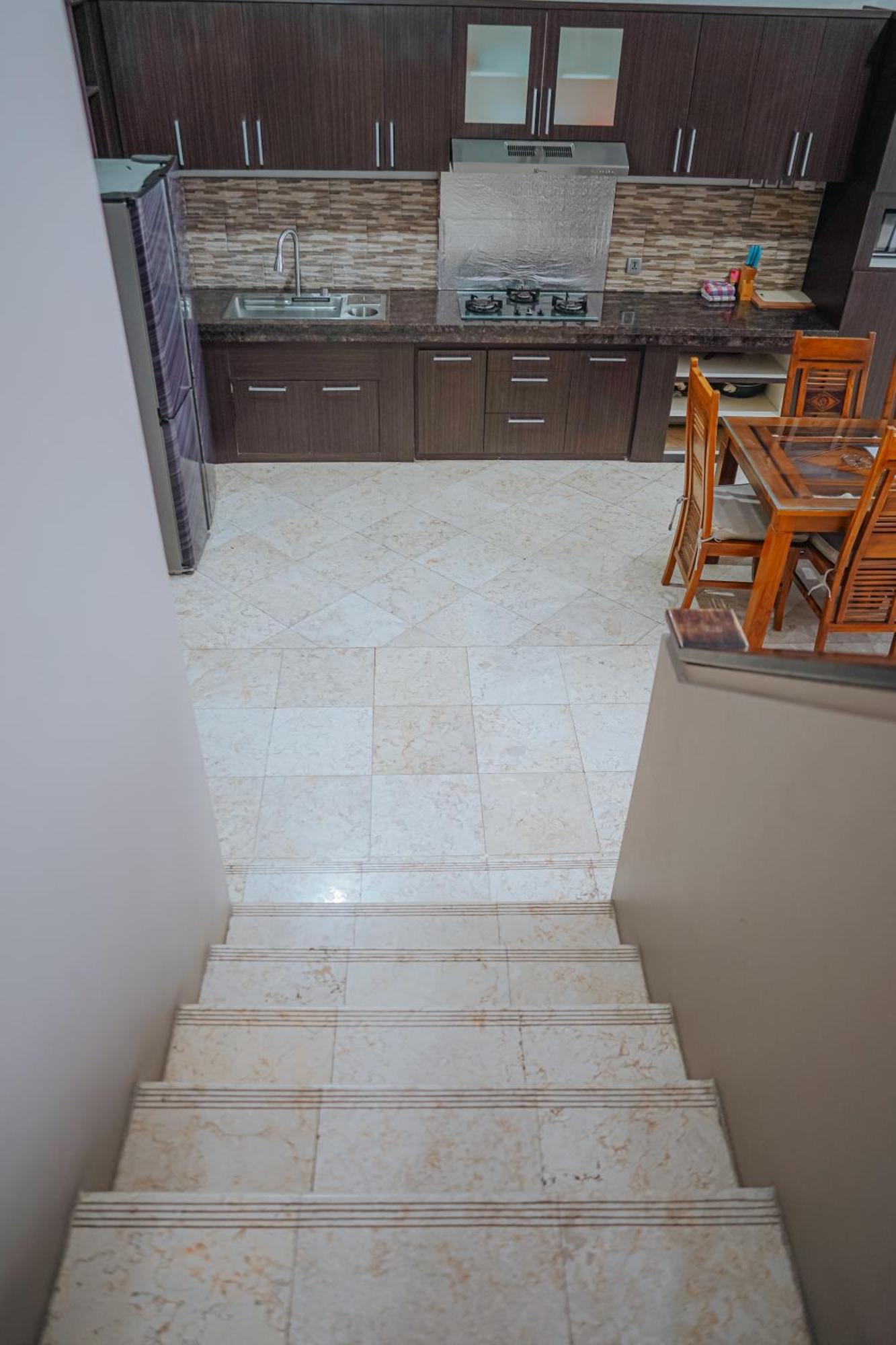 4 Bedroom Villa Kuta Regency B10 Exteriér fotografie